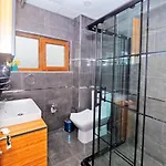 Arges Old Hotel